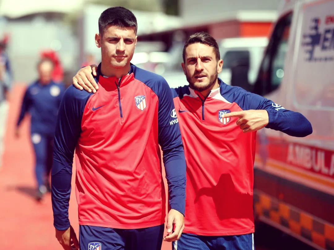 开云入口-国王杯关键时刻走向成谜，成都蓉城强势反弹，悬念犹存，更衣室氛围转暖(综艺为歌而赞)