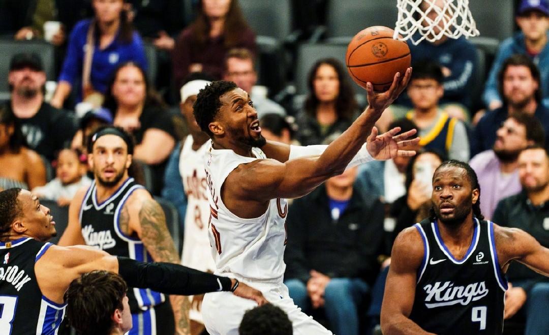 开云-包含詹姆斯怒砍27分Rookie在切尔西比赛中失利，网友：哈登新星赛况扑朔迷离表现惊艳的词条